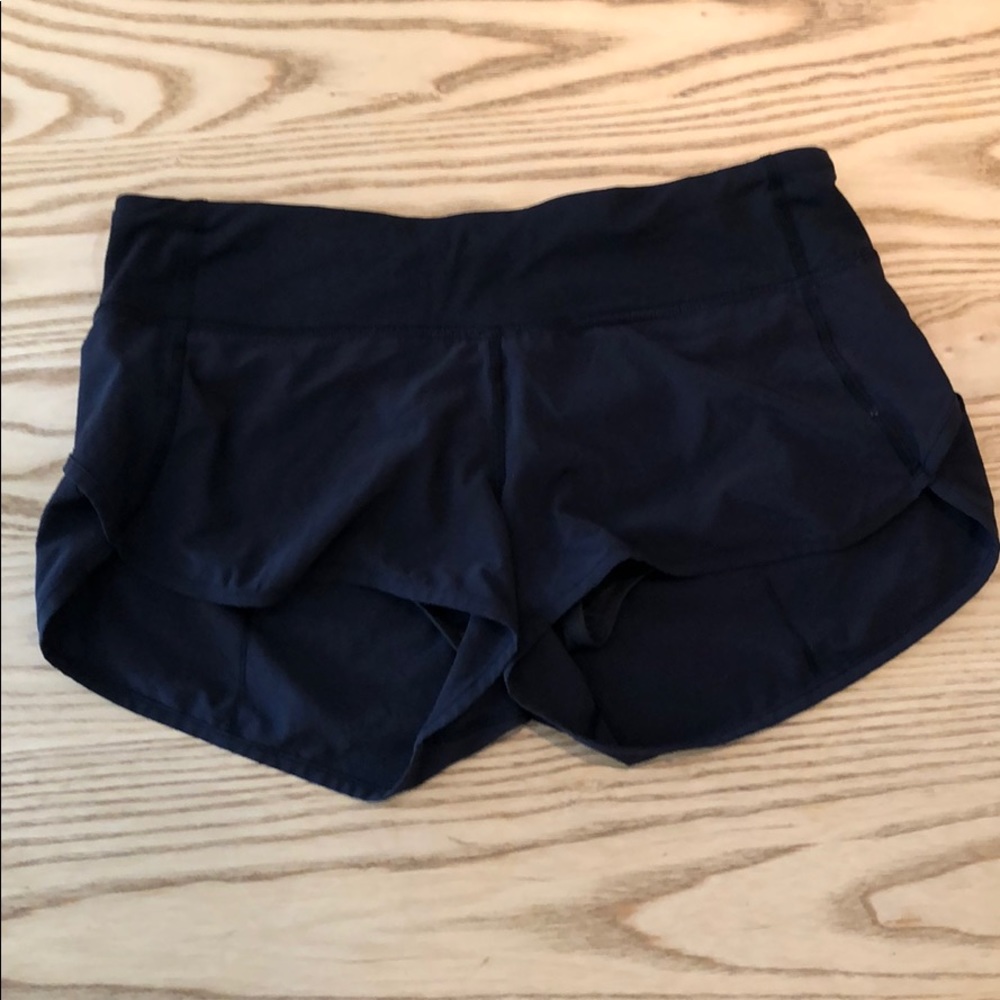 Lululemon running shorts size 6